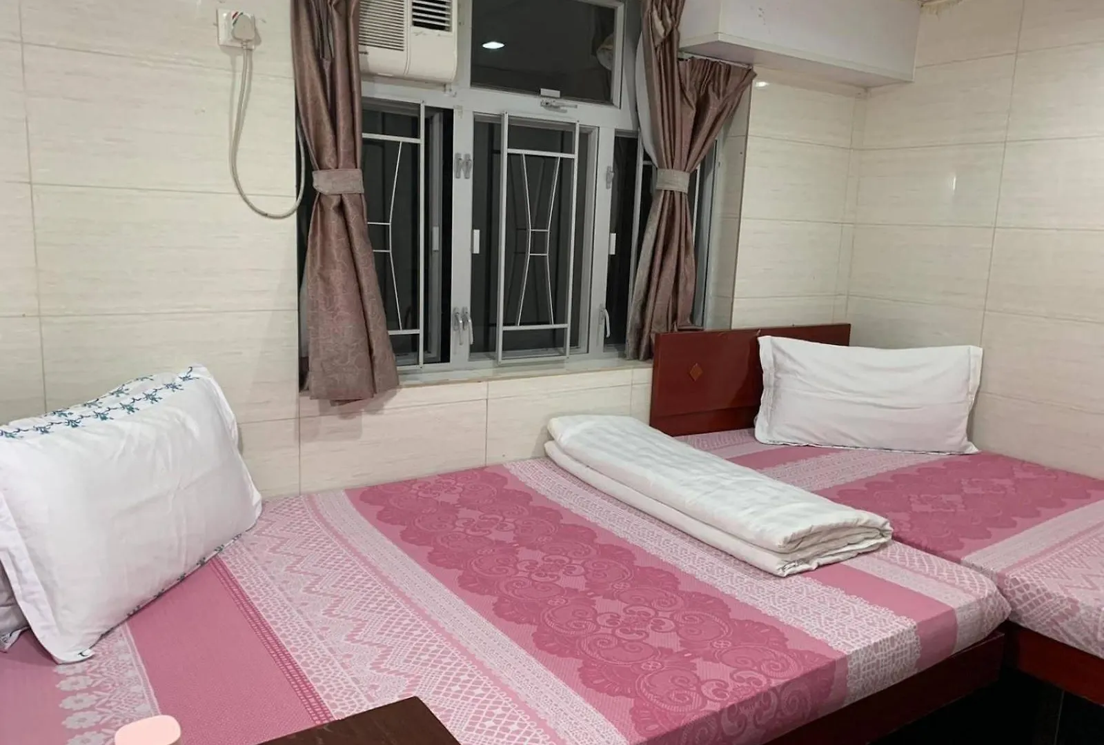 Zodiac Lodge Hongkong 0*,  Chiny